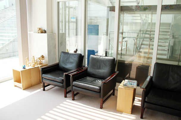 附属図書館へ:4