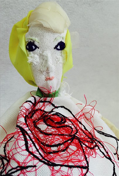 卒業生長野訓子さんが、グループ展「PLAYFUL」(5/1~5/31)、長野訓子作品展「刺繍を纏う喜びを」(5/16~5/25)を開催中です。1