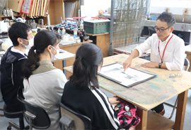 デッサン指導コーナー